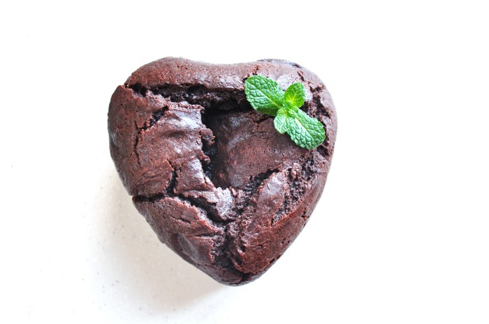 Mini Valentine's Chocolate Cake (Cheat)